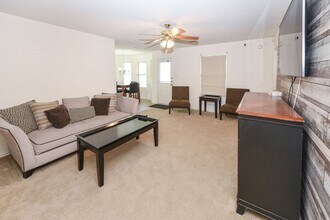 3703 Frigate Dr in Killeen, TX - Foto de edificio - Building Photo