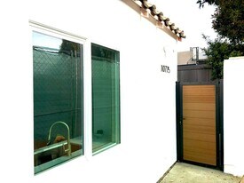 10775 W Olympic Blvd in Los Angeles, CA - Building Photo