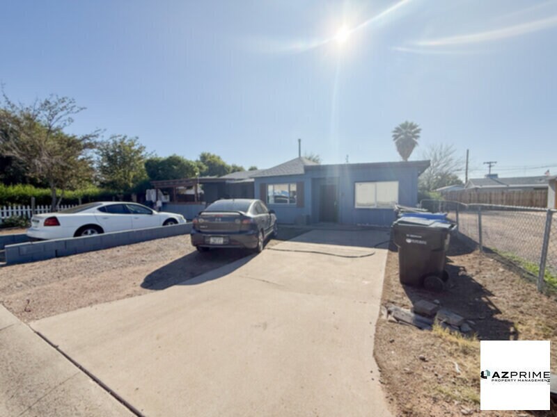 2615 W Augusta Ave in Phoenix, AZ - Building Photo