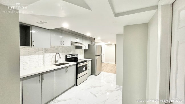 98 Sleightholme Cres in Brampton, ON - Building Photo - Building Photo