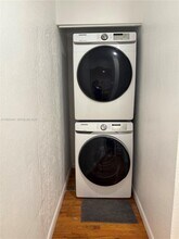 6855 NE 5th Ave in Miami, FL - Building Photo - Building Photo