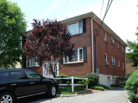 29 Hillside Ave Apartments