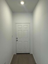 223 Camargue Dr in Hutto, TX - Foto de edificio - Building Photo