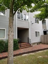 2316 Harvard Ave, Unit 105 in Metairie, LA - Building Photo - Building Photo