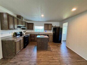 3609 Shady Ln in Joshua, TX - Building Photo - Building Photo
