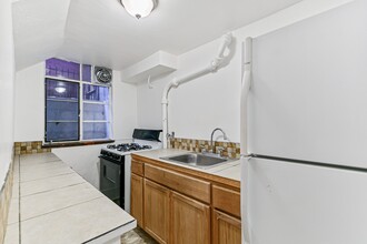 832 Emerson St in Denver, CO - Foto de edificio - Building Photo
