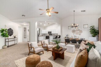 17536 W Desert View Ln in Goodyear, AZ - Building Photo - Building Photo