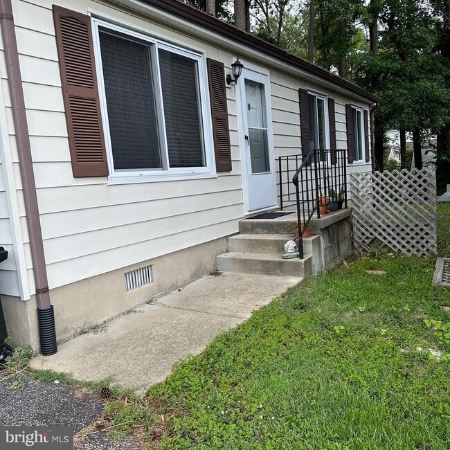 property at 7017 Albany Ave