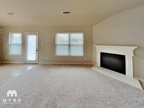 1417 Castle Creek Dr in Little Elm, TX - Foto de edificio - Building Photo