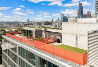 80 E 14th St in Chicago, IL - Building Photo - Building Photo