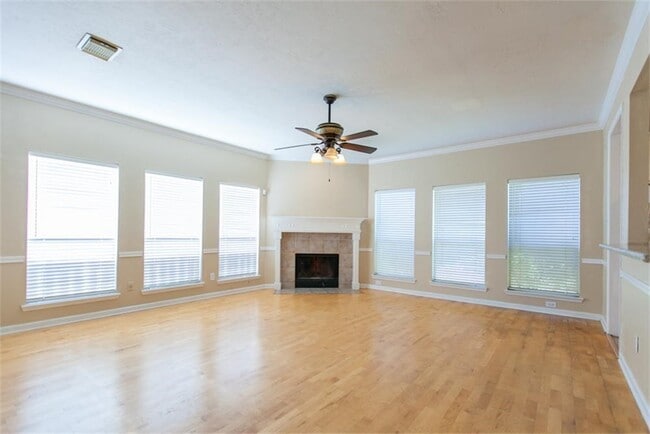 13630 Country Green Ct