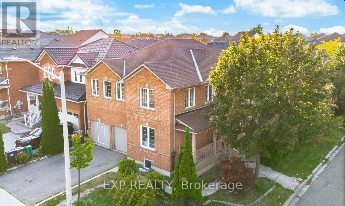 46 Kershaw St in Brampton, ON - Building Photo