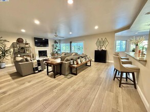 3828 Cottonwood Dr in Danville, CA - Building Photo - Building Photo