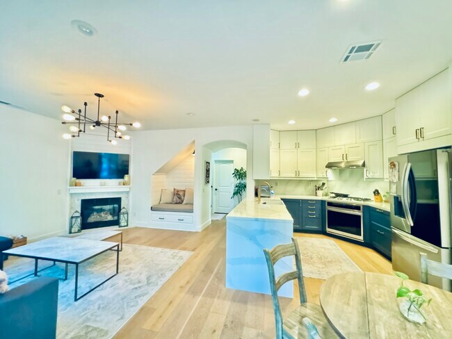 property at 4424 Camino de la Rosa