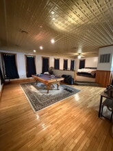 3039 Kutztown Rd, Unit Third Floor in Reading, PA - Building Photo - Building Photo