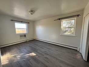 5626 Sylvan Ave in Bronx, NY - Foto de edificio - Building Photo