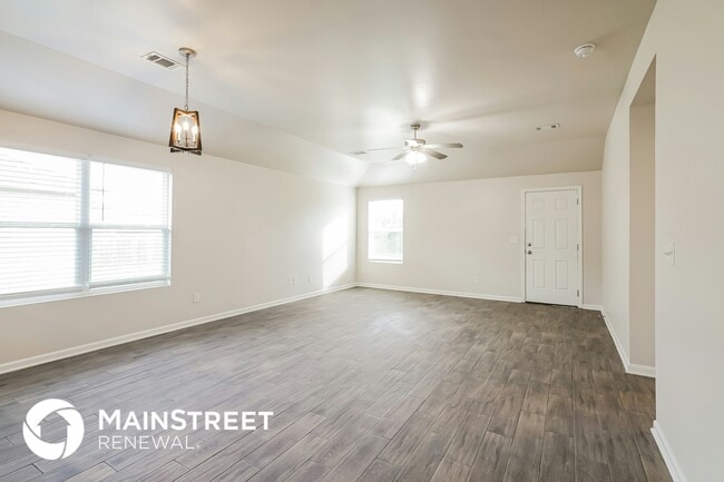 328 Hidden Ct in Montevallo, AL - Building Photo - Building Photo