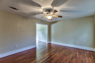 2002 Florida Ave in Tallahassee, FL - Building Photo - Building Photo