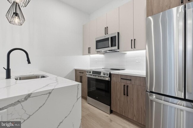 property at 203 S 13th St