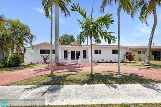 4820 Tyler St in Hollywood, FL - Building Photo - Building Photo