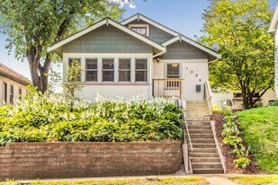 1226 St Clair Ave in St. Paul, MN - Building Photo