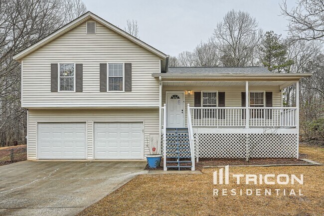 377 Deering Dr in Douglasville, GA - Building Photo - Building Photo