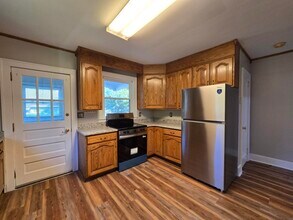 13 Wactor St in Sumter, SC - Building Photo - Building Photo