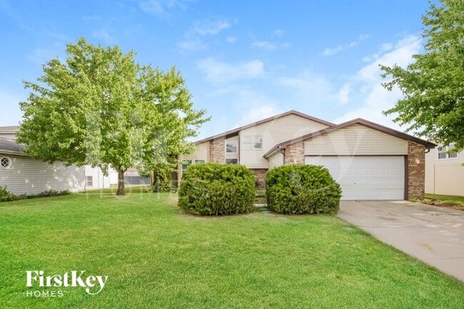 property at 2416 Waterford Dr