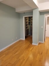 143-20 Hoover Ave in Queens, NY - Building Photo - Building Photo