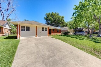 4538 Warm Springs Rd in Houston, TX - Building Photo - Building Photo