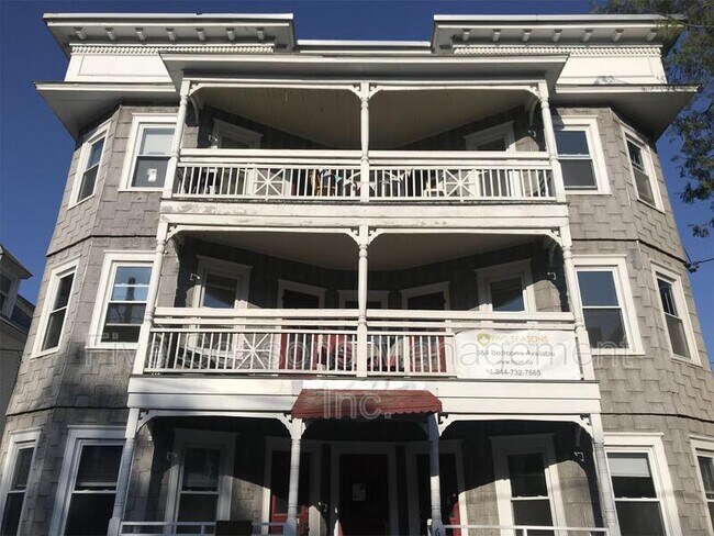 property at 8 Greene St