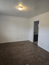 4660 Opal Dr NE in Rio Rancho, NM - Building Photo - Building Photo