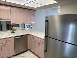 5768 Matanzas Dr in Sebring, FL - Building Photo - Building Photo