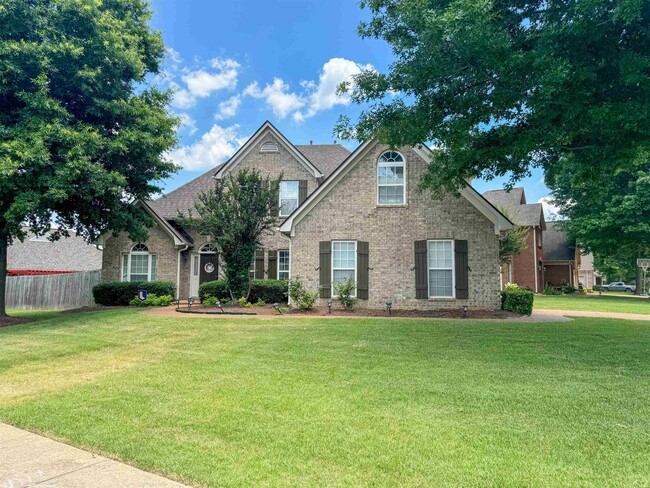 property at 520 Hunters Mill Cove