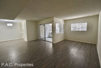 4225 Mary Ellen Ave in Los Angeles, CA - Building Photo - Building Photo