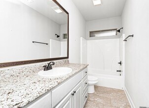 8231 Valencia Ct in Baton Rouge, LA - Building Photo - Building Photo