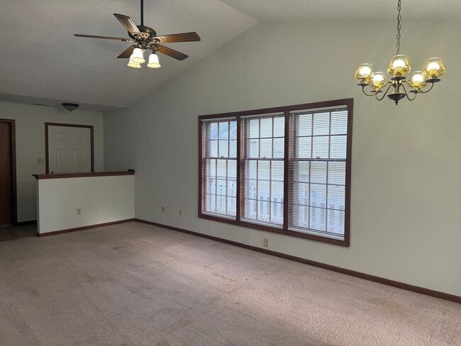 105 Highland Ct in Jacksonville, NC - Building Photo - Building Photo