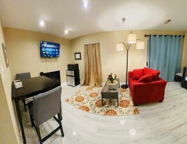 20362 Burnley Sq, Unit 101 in Sterling, VA - Building Photo