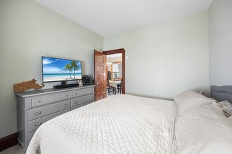93 Sidney St, Unit 1 in New Bedford, MA - Building Photo - Building Photo