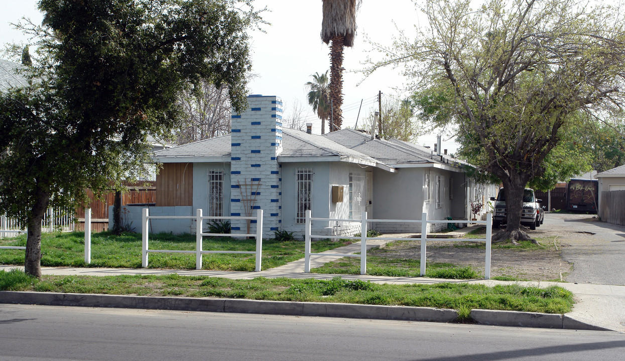 925 N Mountain View in San Bernardino, CA - Building Photo