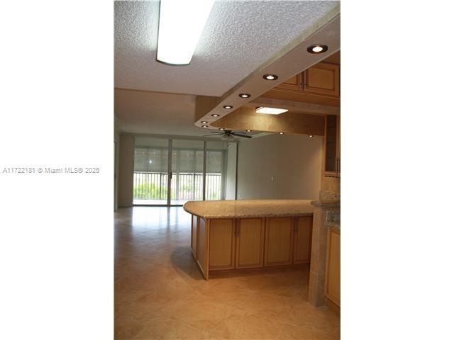 3651 Environ Blvd in Lauderhill, FL - Building Photo - Building Photo