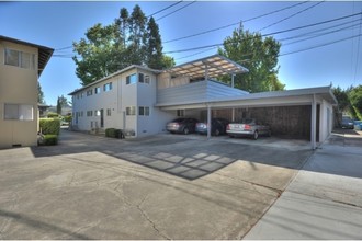 4-unit MF in Menlo Park, CA - Building Photo - Building Photo