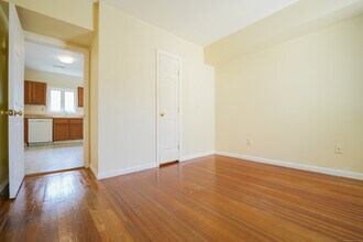 24 Burr Ave in Middletown, CT - Building Photo - Building Photo