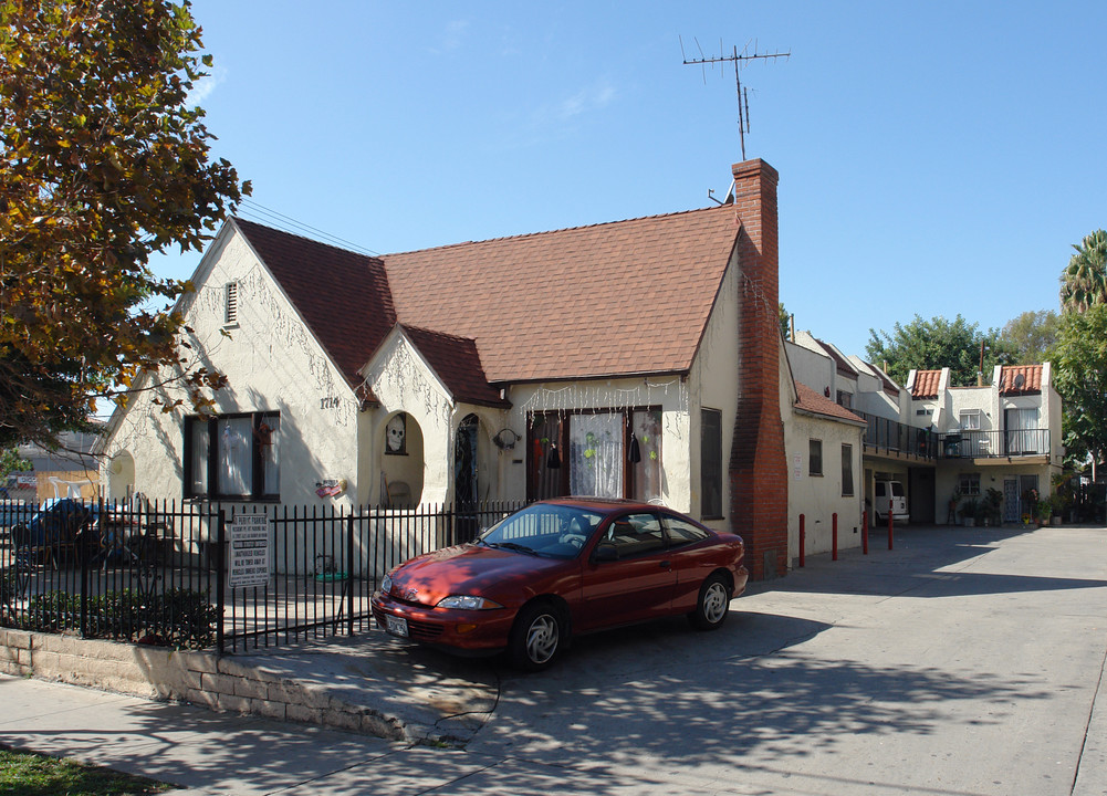 1714 N Spurgeon St in Santa Ana, CA - Foto de edificio