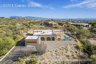 5372 E Camino Bosque in Tucson, AZ - Foto de edificio - Building Photo