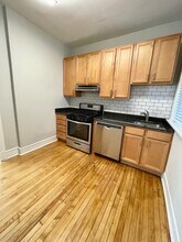 3700 N Fremont St, Unit 2 in Chicago, IL - Foto de edificio - Building Photo