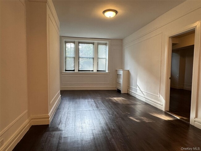 931 Palmer Rd in Yonkers, NY - Building Photo - Building Photo