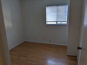 2407 W William St in Champaign, IL - Building Photo - Building Photo