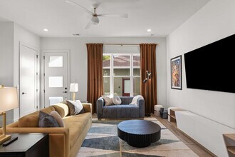 1315 16th Ave S in Nashville, TN - Building Photo - Building Photo