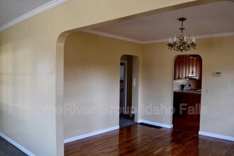 998 J St in Idaho Falls, ID - Building Photo - Building Photo